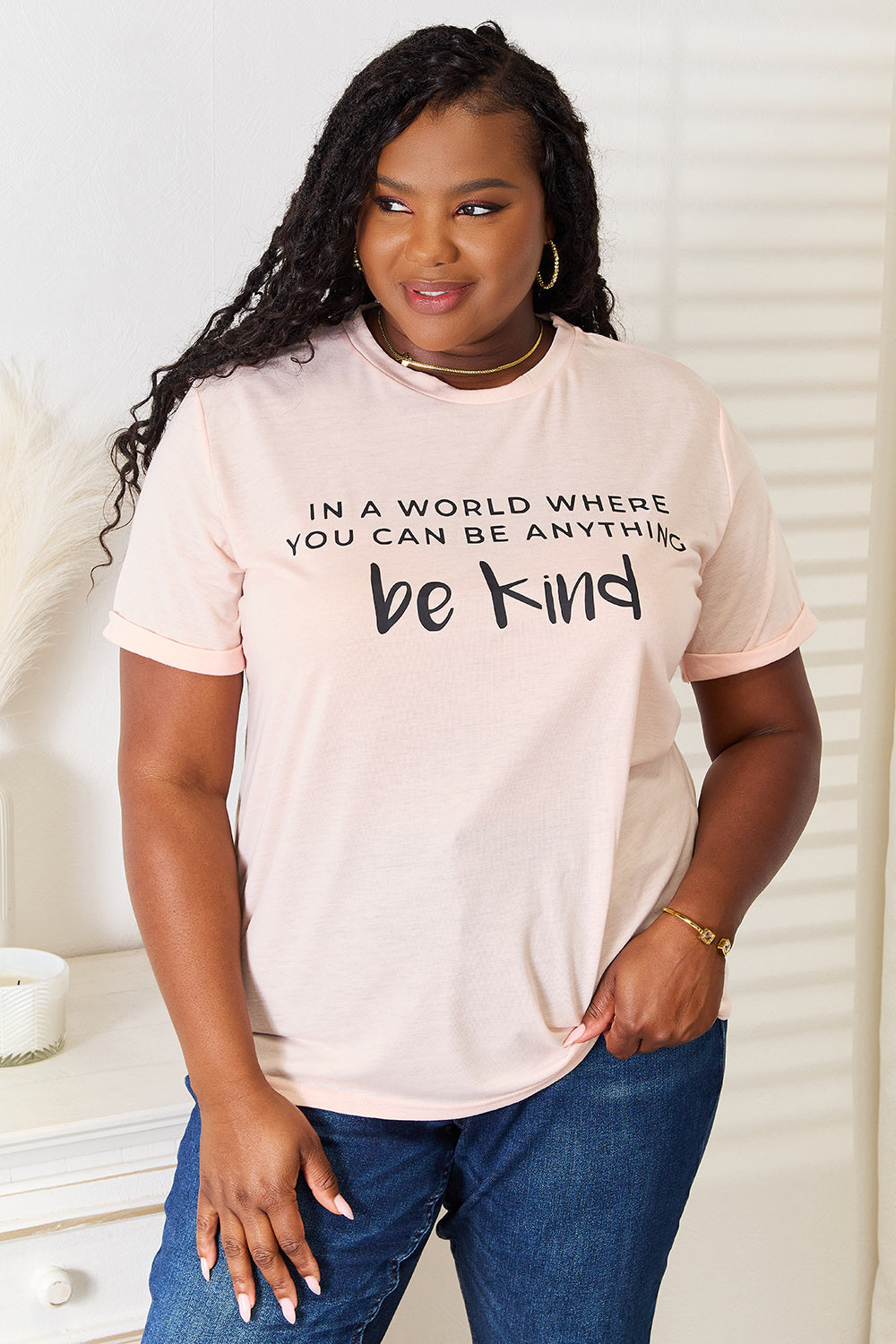 Be Kind Graphic Cuffed T-Shirt